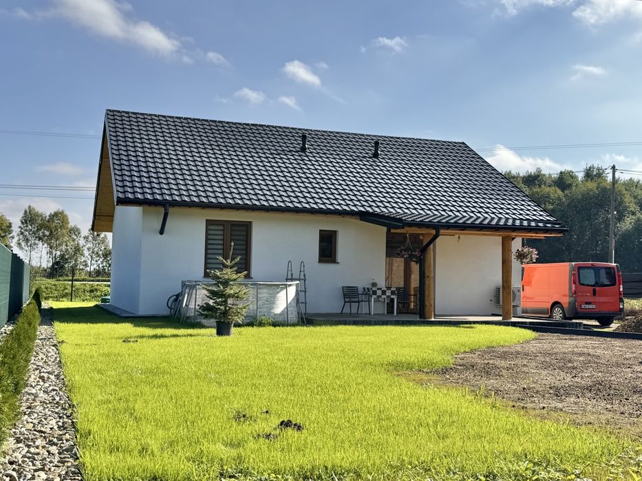 Sprzedam dom +garaż dwustanowiskowy wolnostojący