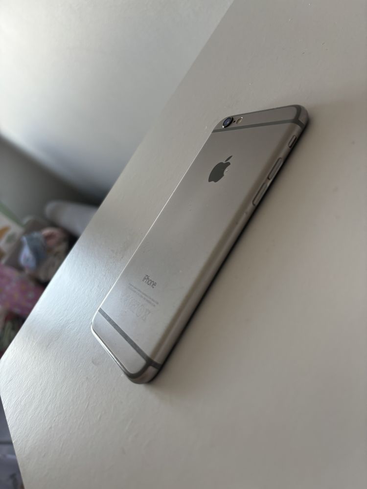 iPhone 6 16GB space gray, uszkodzony ekran