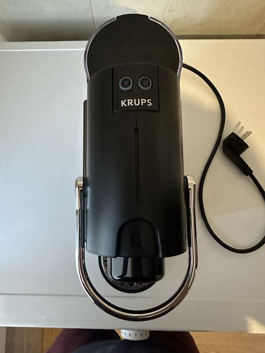 Máquina de Café Nespresso Krups Pixie