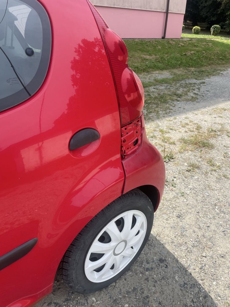 Peugeot 107  1.0 benzyna
