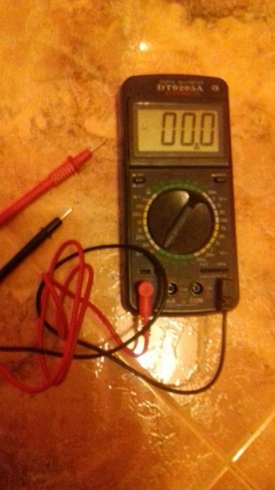 Multimetro de testes e medição