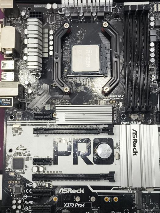 Материнська плата asrock x370 pro4, + процесор:ryzen 5 3600x