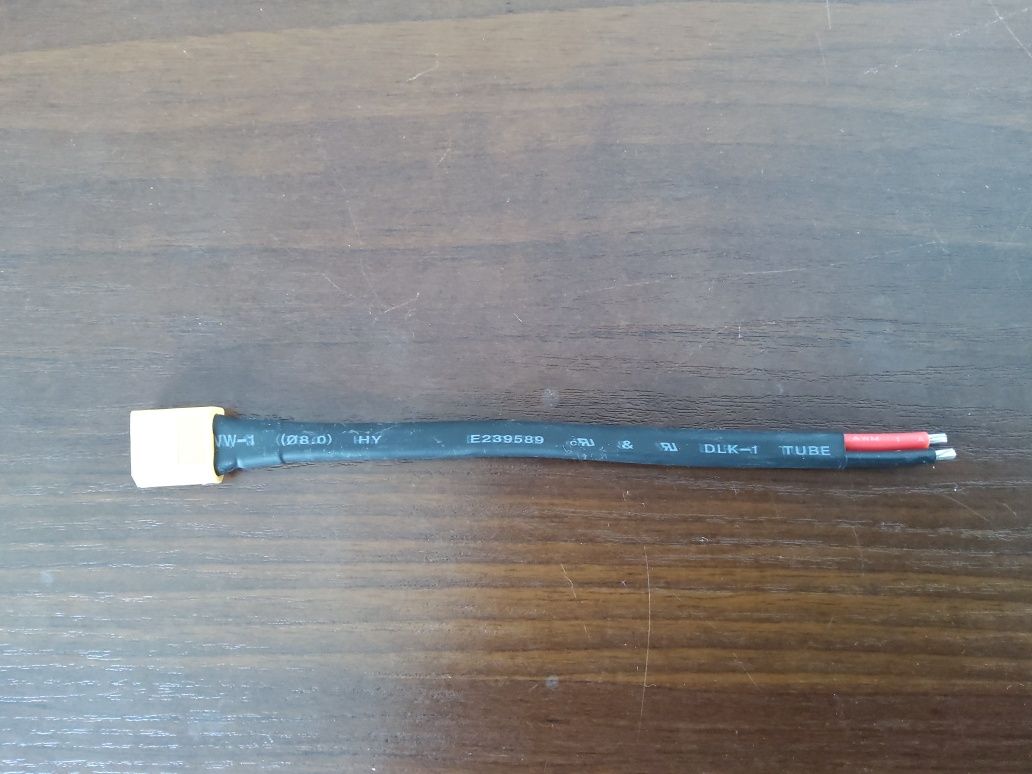 Przewód z wtyczką XT60 zasilania baterii roweru elektrycznego