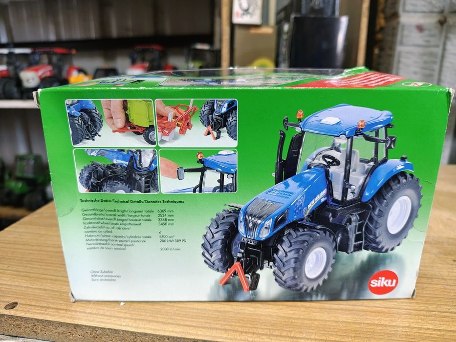 Siku traktor New Holland