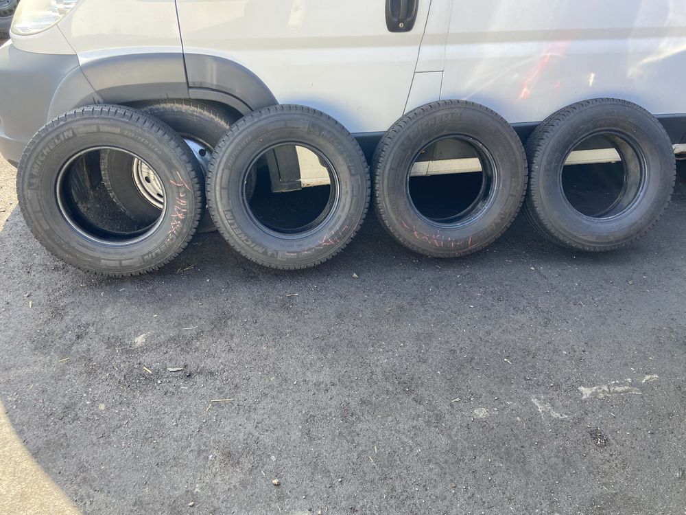 225x75x16c Michelin Agillis cemping nowe demo 22 rok