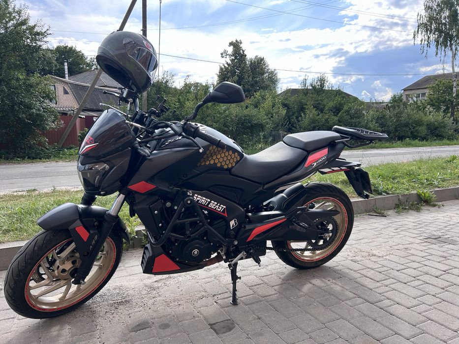 Bajaj dominar 400