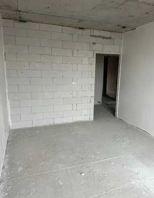 Продаж квартири в зданому будинку. 43м2. 3-й поверх