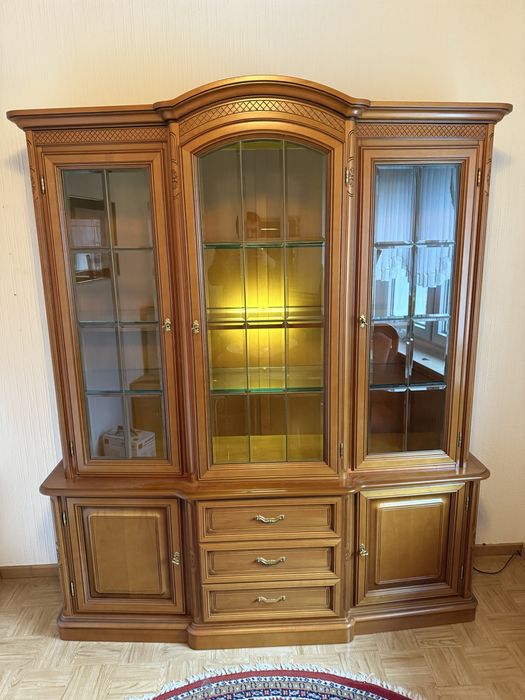 Witryna  kredens  bardzo ladny