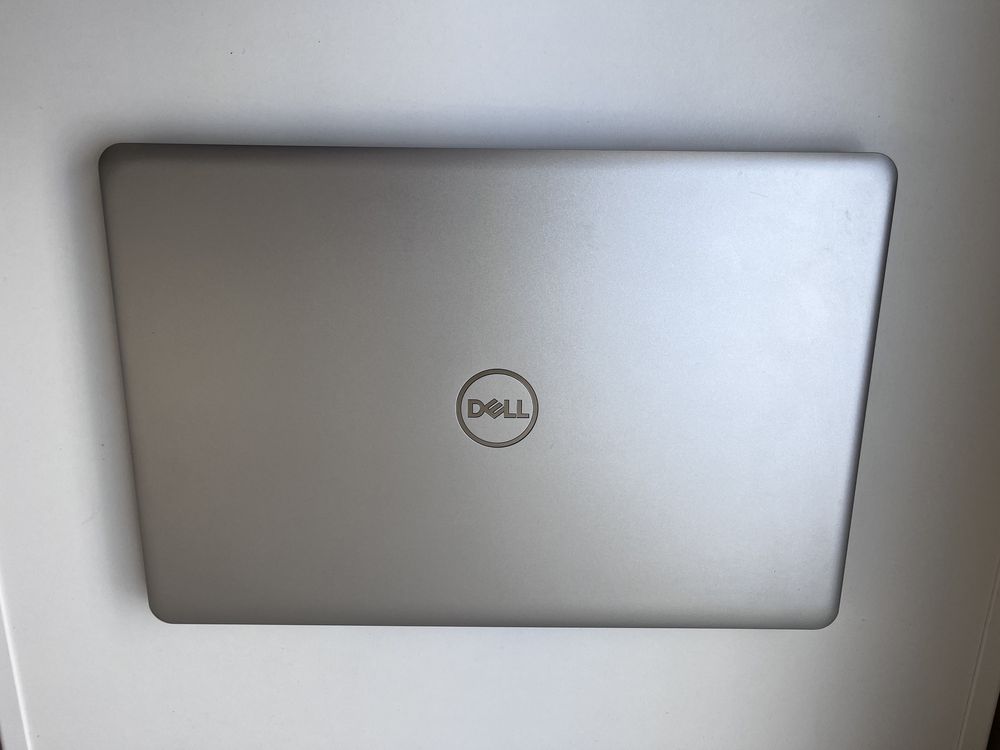 Dell Inspiron 5000