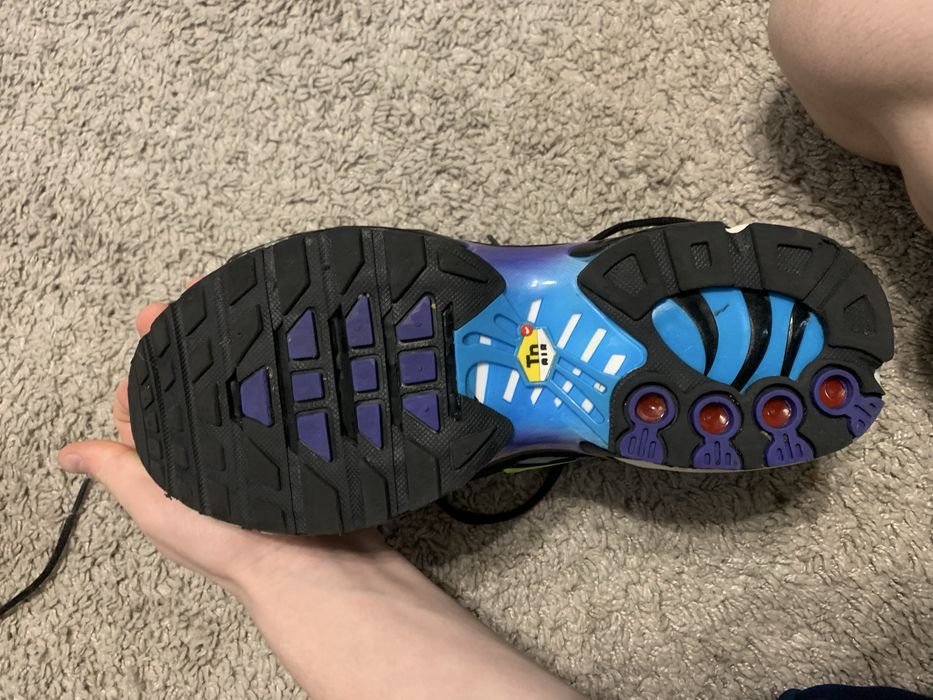 Орігінальні кросівки nike tn air