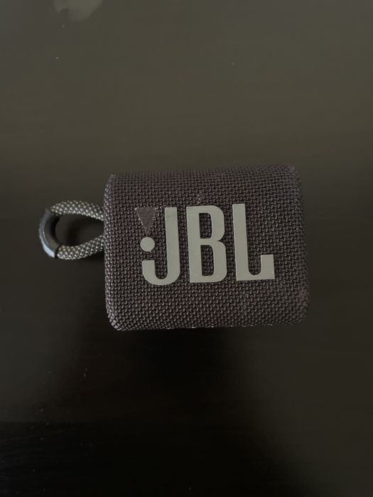 jbl go 3 preta usada