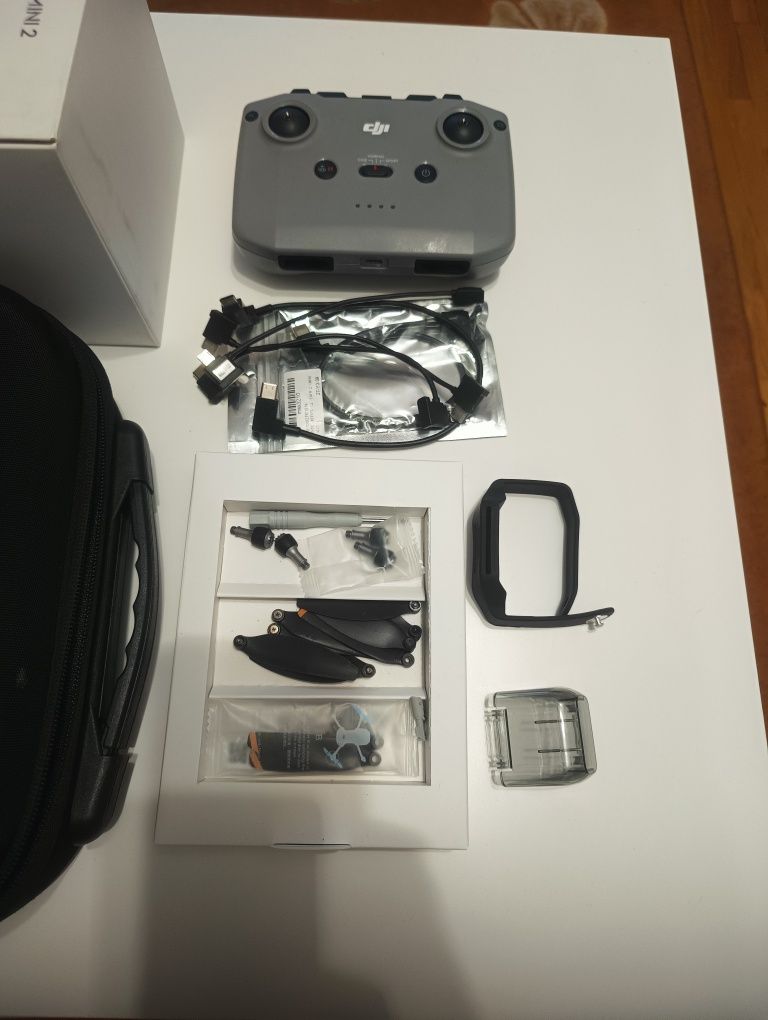 Kontroler Dji mini 2 + akcesoria