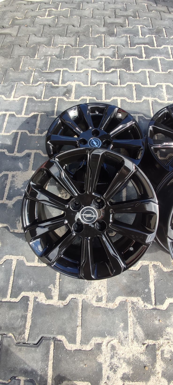 Opel Corsa CrossLand 16" 4x108 6.5J Et20 felgi aluminiowe
