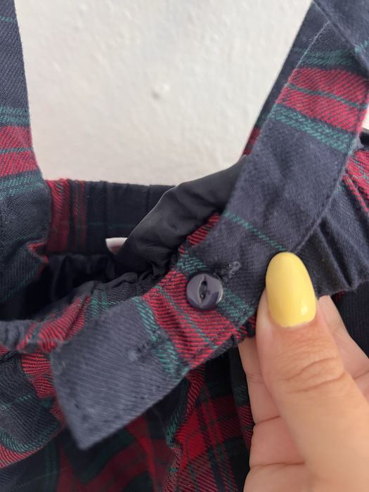 Saia de criança tipo colegial Ativo