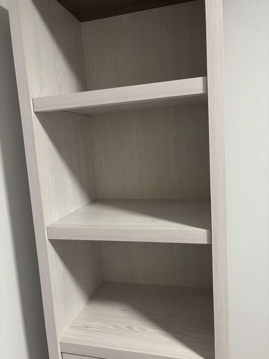 regał z szufladą i szafką