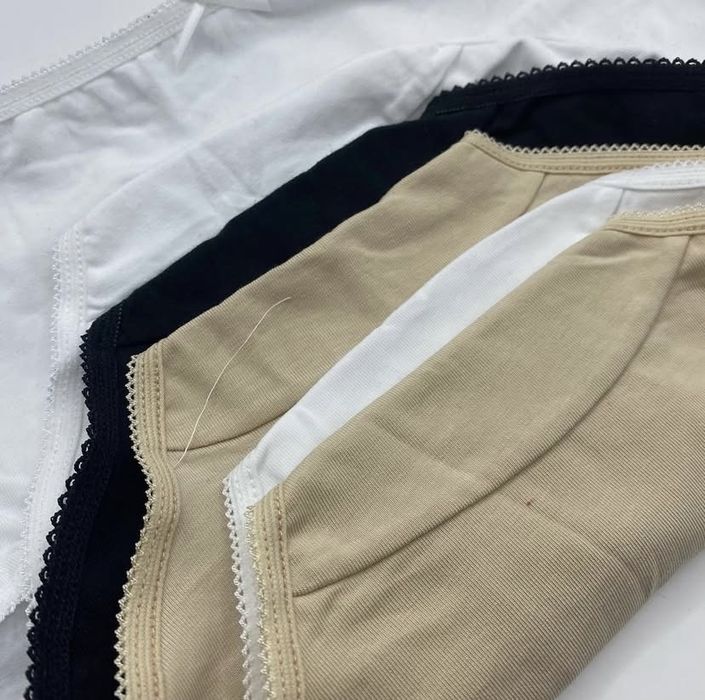 Набір жіночих трусиків- р. S ( 44/46)