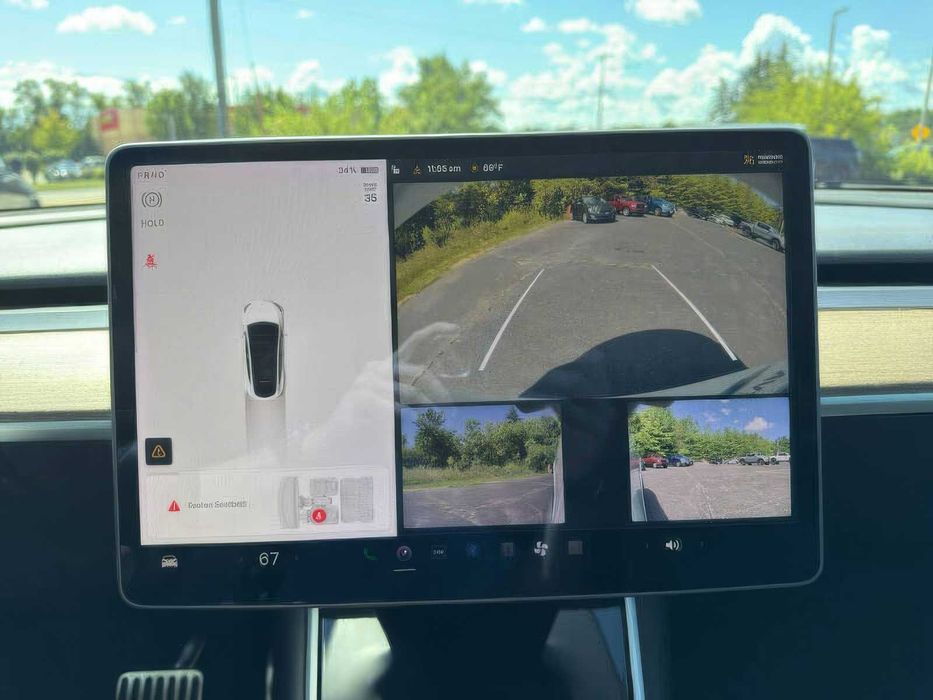 Tesla Model Y Long Range      2021