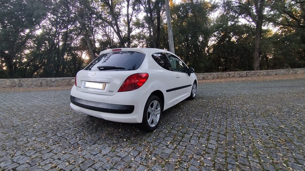Peugeot 207 1.4 HDI