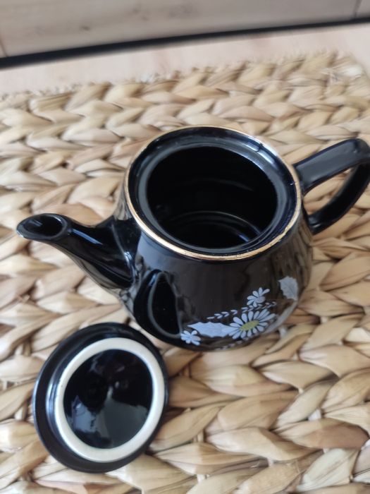 Porcelanowy imbryczek