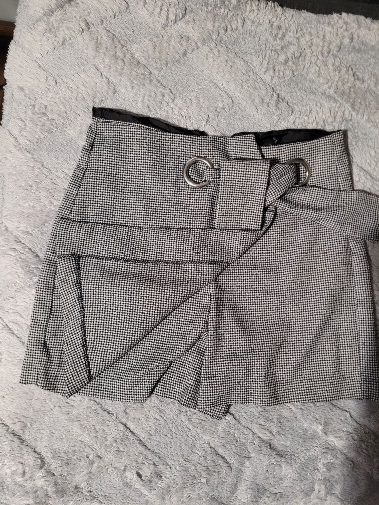 Spódnicospodnie S 36 Stradivarius