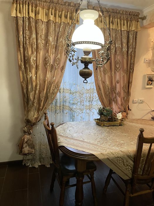 Сдам погод/ на добу  свою квартиру в Лозовій  ( звонить на вайбер )