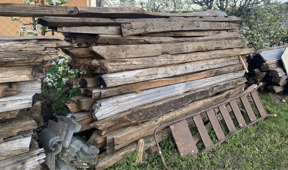 Bigas/Barrotes de castanho com 300 anos