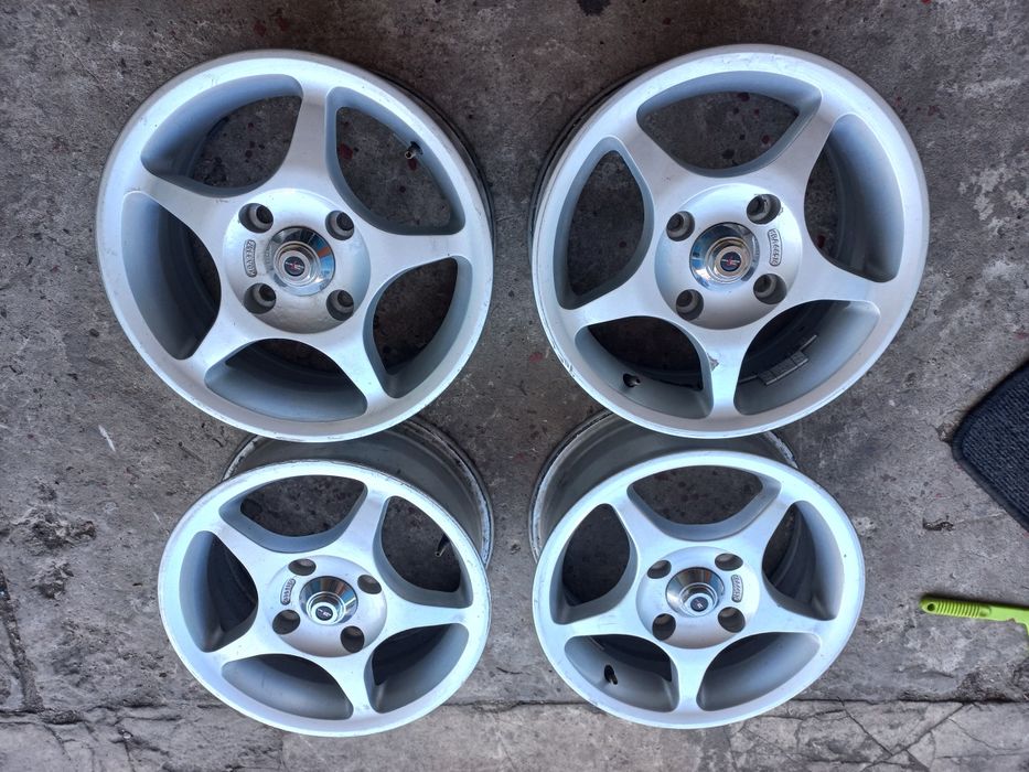 Alufelgi R14 4x114.3 et38 Toyota Nissan