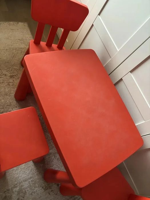 IKEA Mammut czerwony stolik + 3 krzesełka, używane, Gliwice