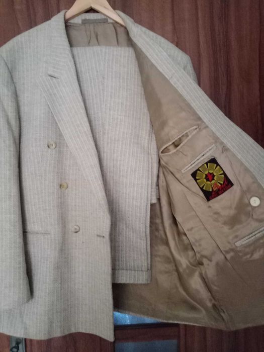 Garnitur męski jasny