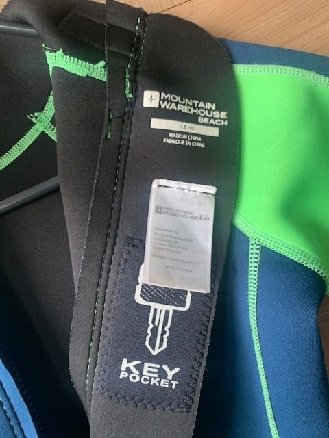 Pianka neoprenowa MOUNTAIN WAREHOUSE 2 mm 155-163 cm krótka 13 Lat