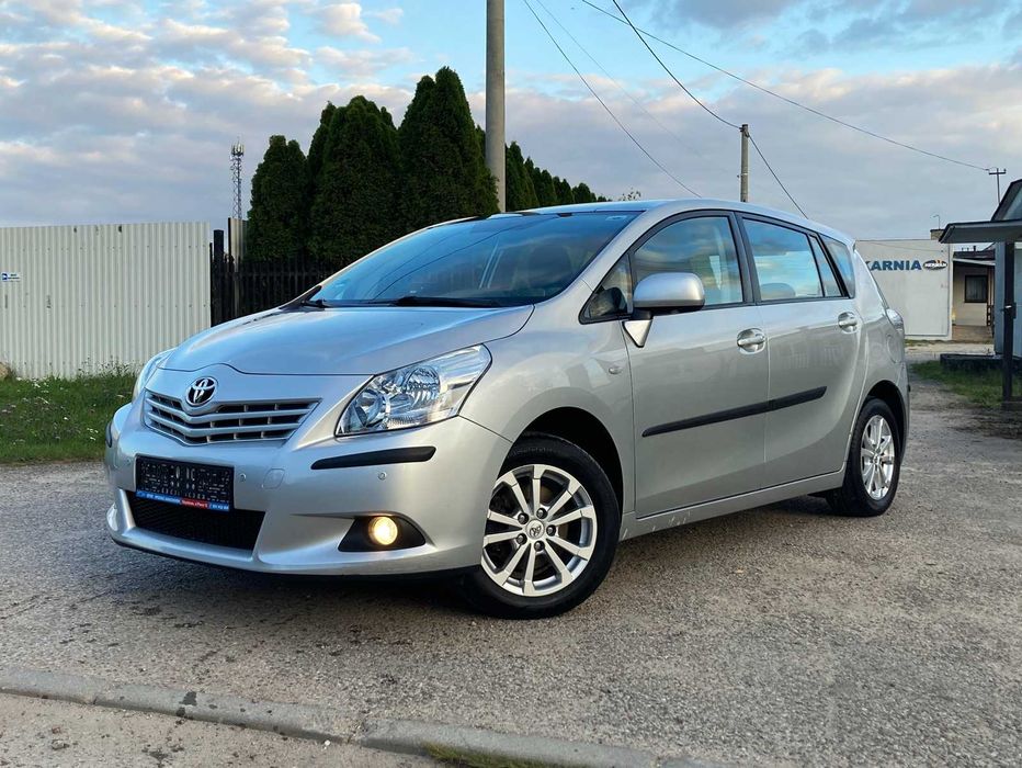 TOYOTA VERSO* 1.8 147KM* 10.2011r* 147.457km!! SERWIS*KAMERA*NAVI*