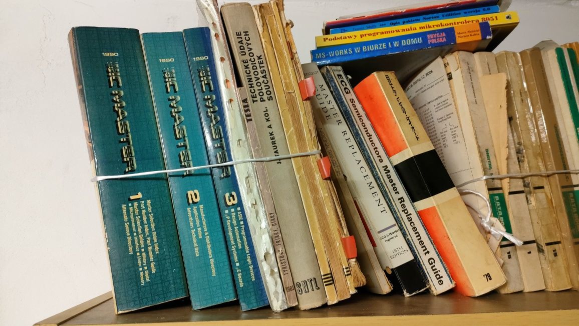 Książka Analogowe układy scalone automatyka mikroprocesory data book