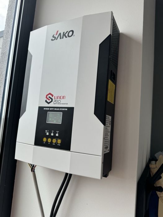 Гібридний сонячний інвертор SAKO Sunon Pro 5.5 KW