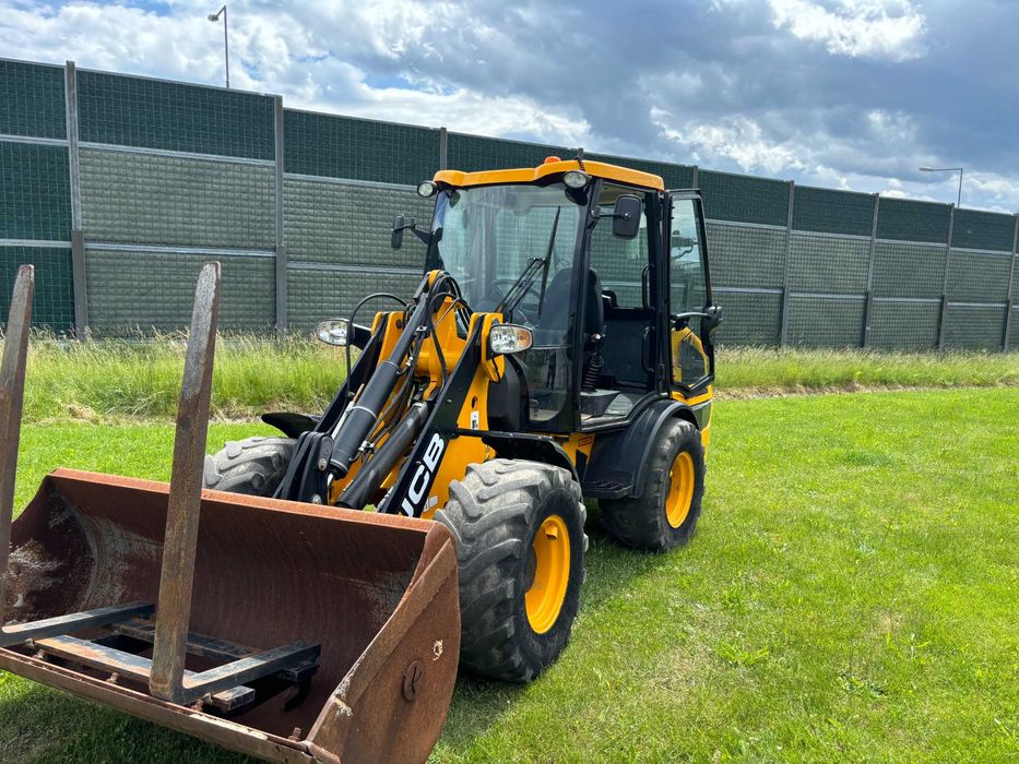 Ładowarka kołowa JCB 407 T4 z 2017r 5063kg NOWE OPONY łyżka widły