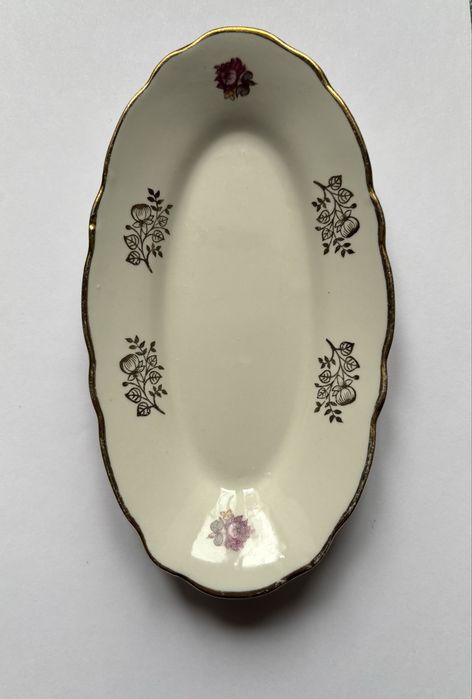 Оселедниця виготовлена на Коростенському фарфоровуму заводі