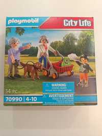 PLAYMOBIL City Life 70990. Dziadkowie z wnuczkiem