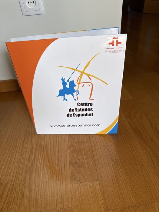 Dossier para arquivo A4