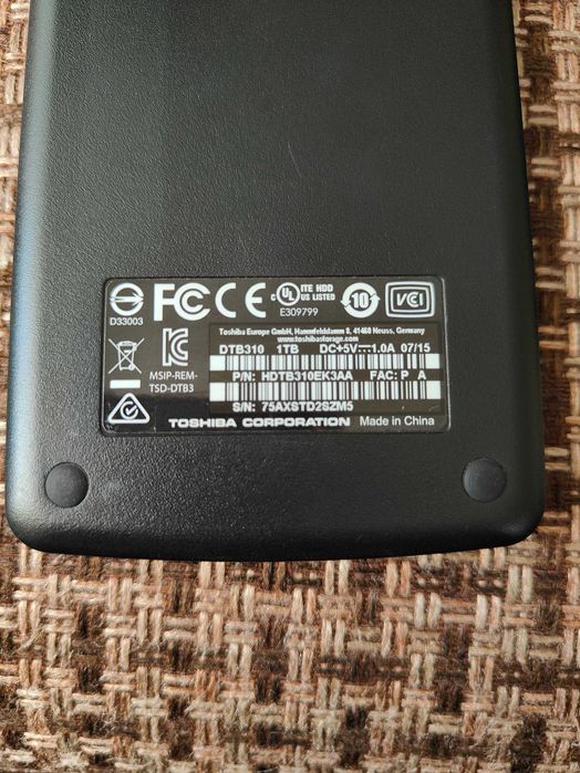 Зовнішні жорсткі диски WD My Passport; Toshiba