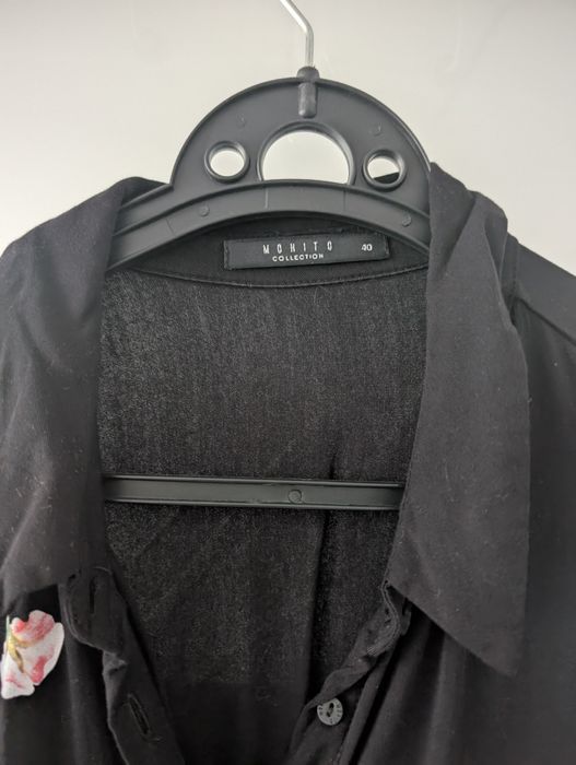 Koszula Mohito czarna z nadrukiem w kwiaty, r. 40-42!