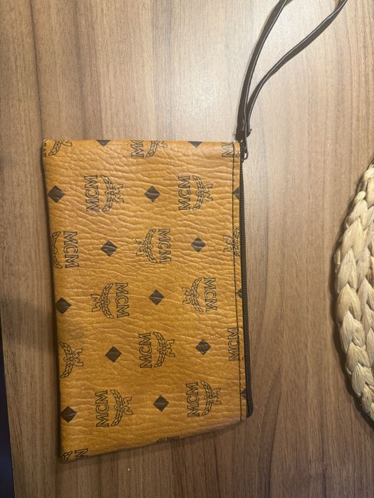 MCM saszetka na dokumenty drobiazgi