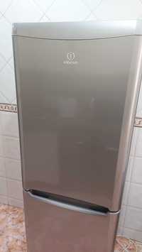 Frigorífico Indesit