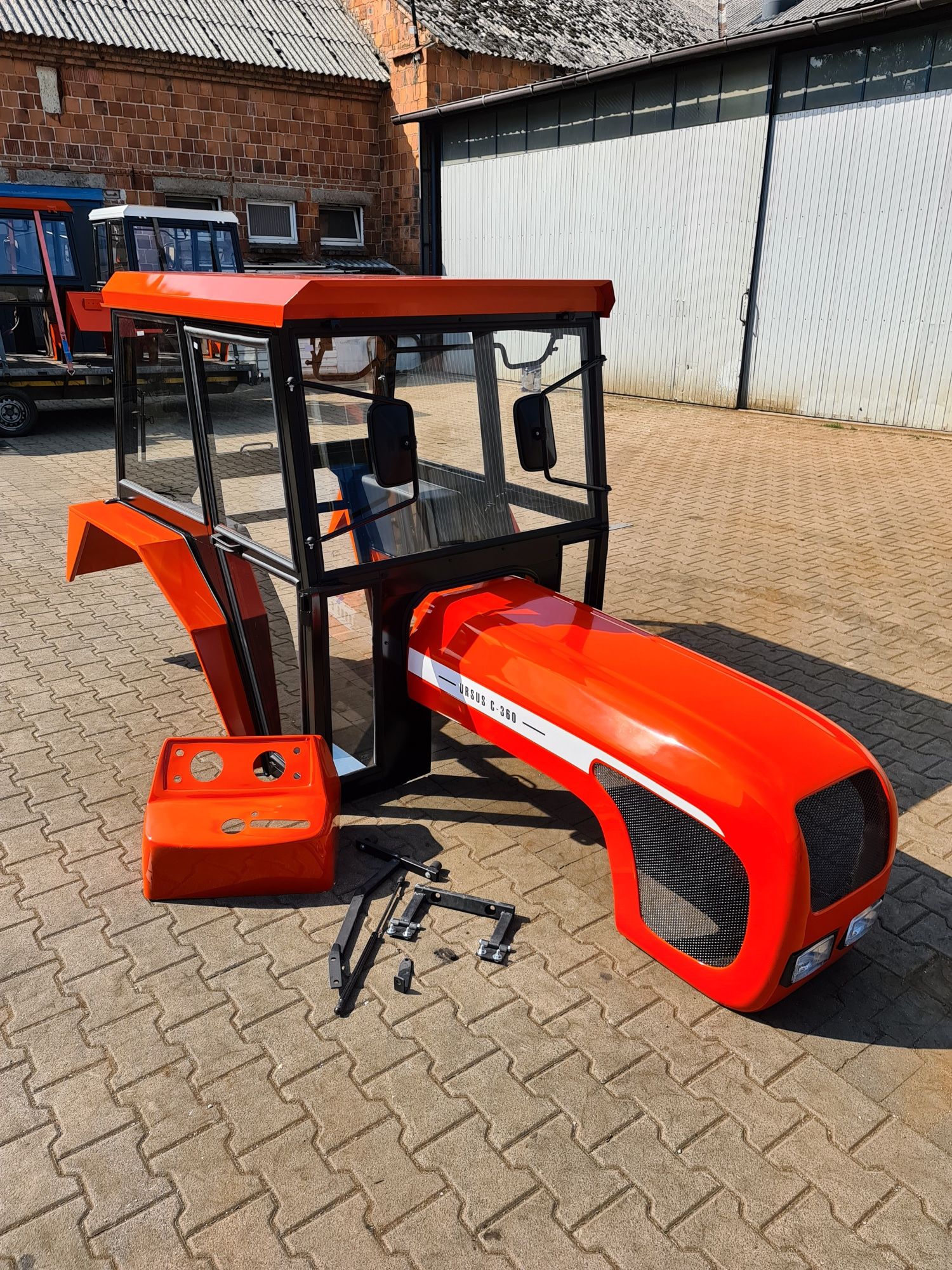 Kabina c360 c330 TUR MF255 Kabina C 360 C 330 Maska c360