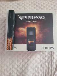 Ekspres Nespresso XN110810 Essenza Mini