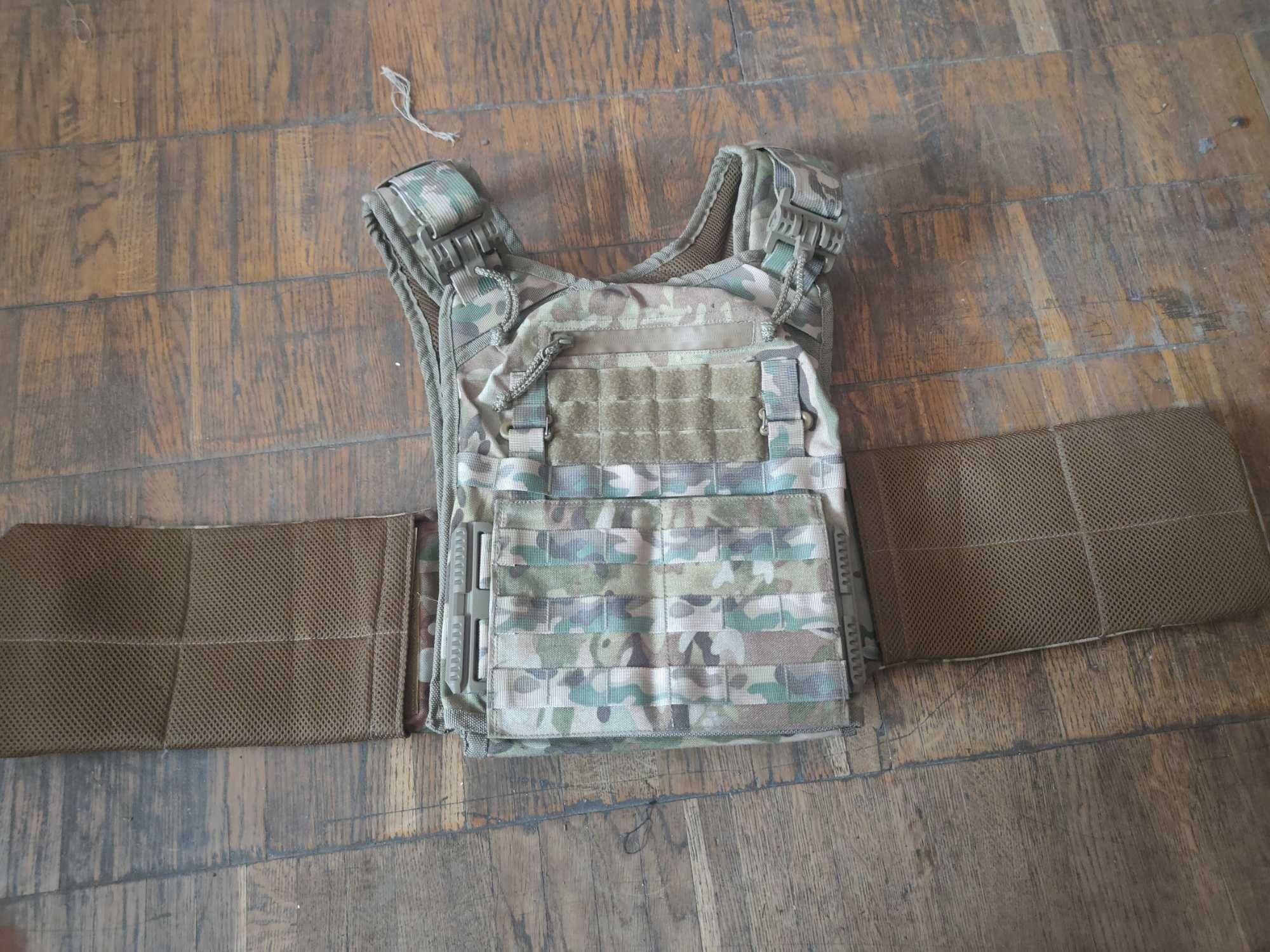 Плитоноска Multicam