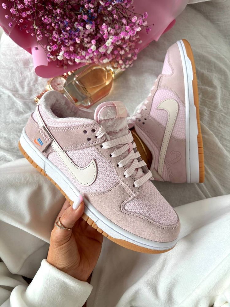 Жіночі кросівки Nike Dunk Low Teddy Bear Pink + додаткові шнурки найк