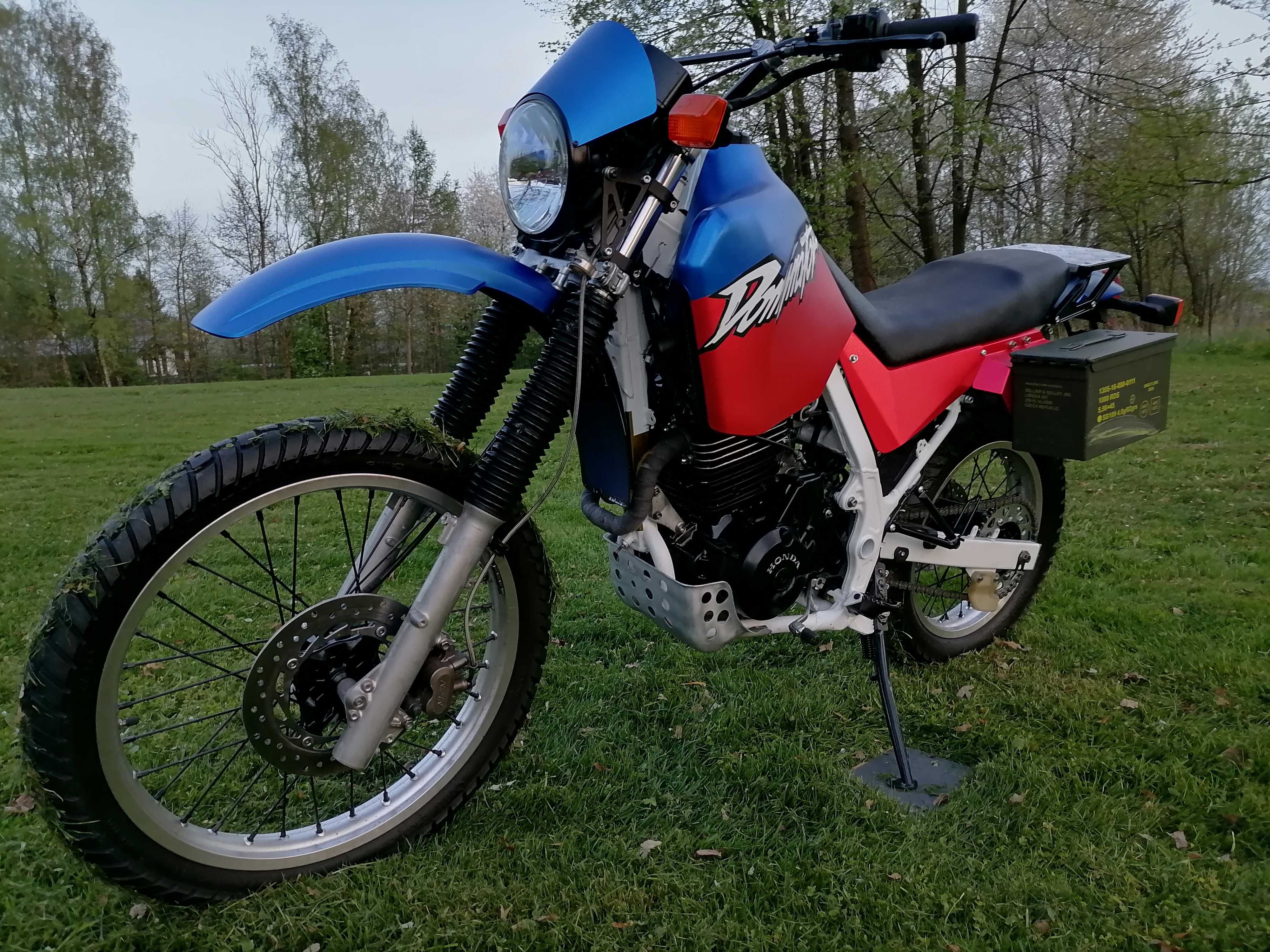 Honda Dominator 650 Dakar Enduro