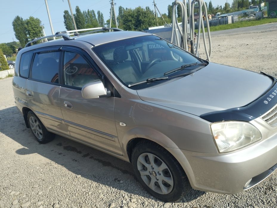 Кіа каренс 2004 рік 2.0 газ/бензин