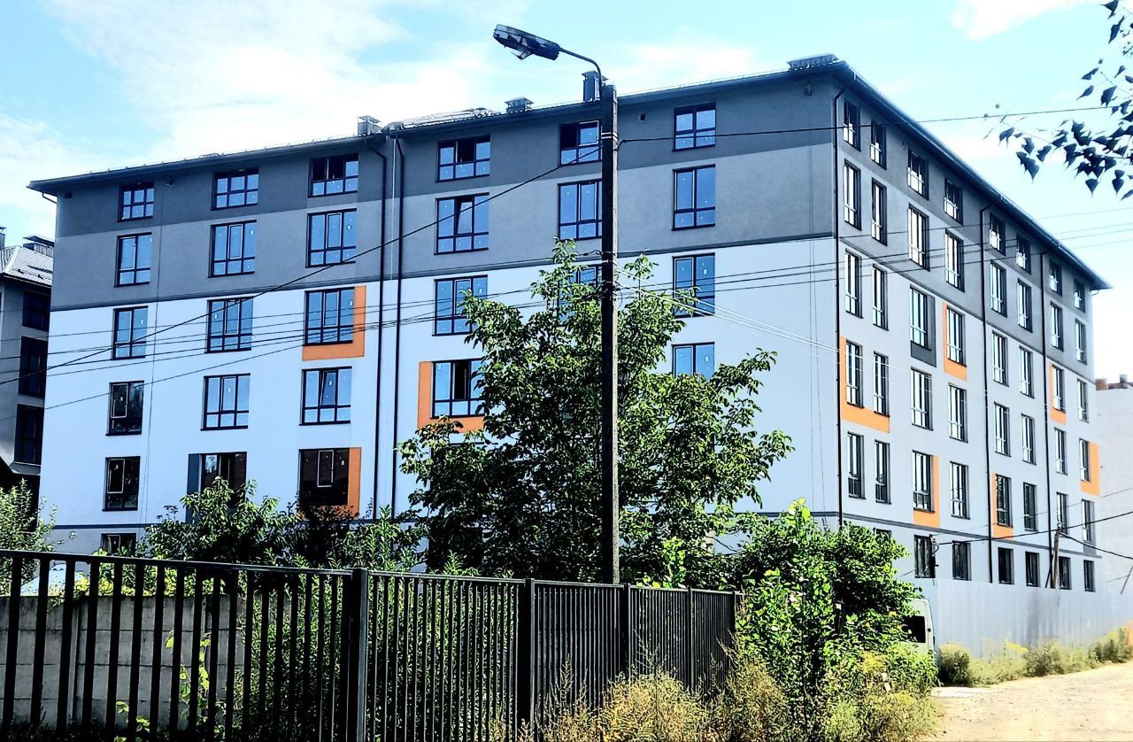 Продам Квартиру 38,5 м2 з Документами, Теремки 2, вул.Вишнева