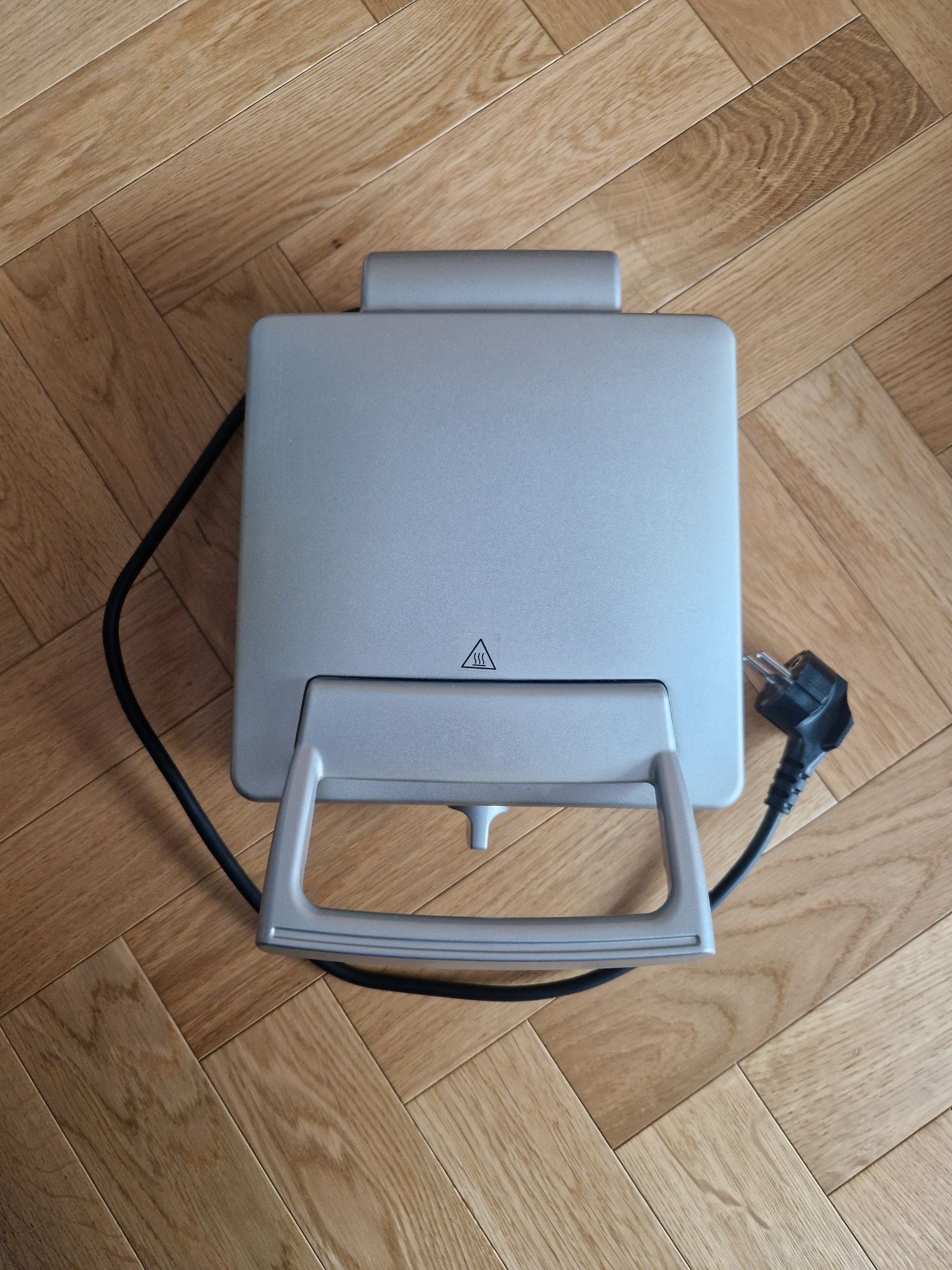 Gofrownica MPM model MGO-13 moc 1400 W
