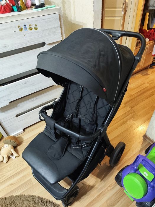 Прогулянковий візок